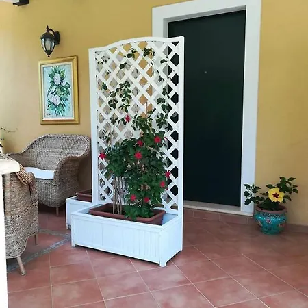 La Dimora Di Alfonso Frühstückspension