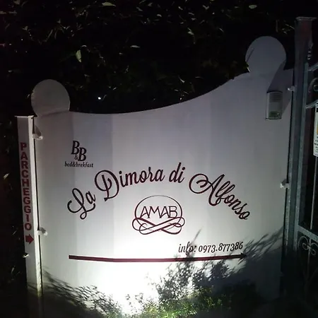 La Dimora Di Alfonso 住宿加早餐酒店 *