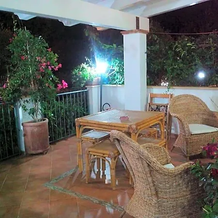 Bed & Breakfast La Dimora Di Alfonso *